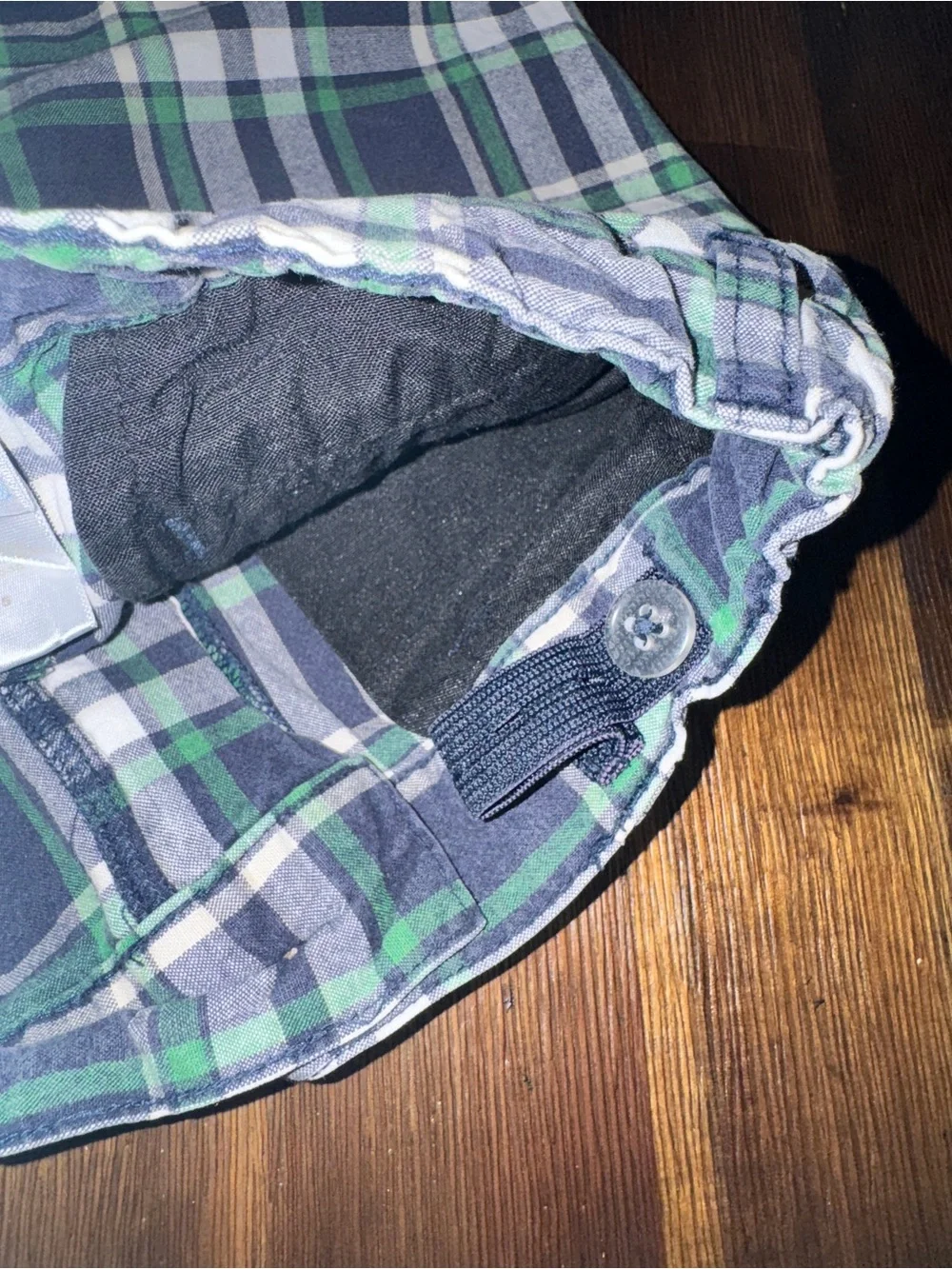 Janie and Jack Navy and Green Plaid Boys' Shorts - Size 5